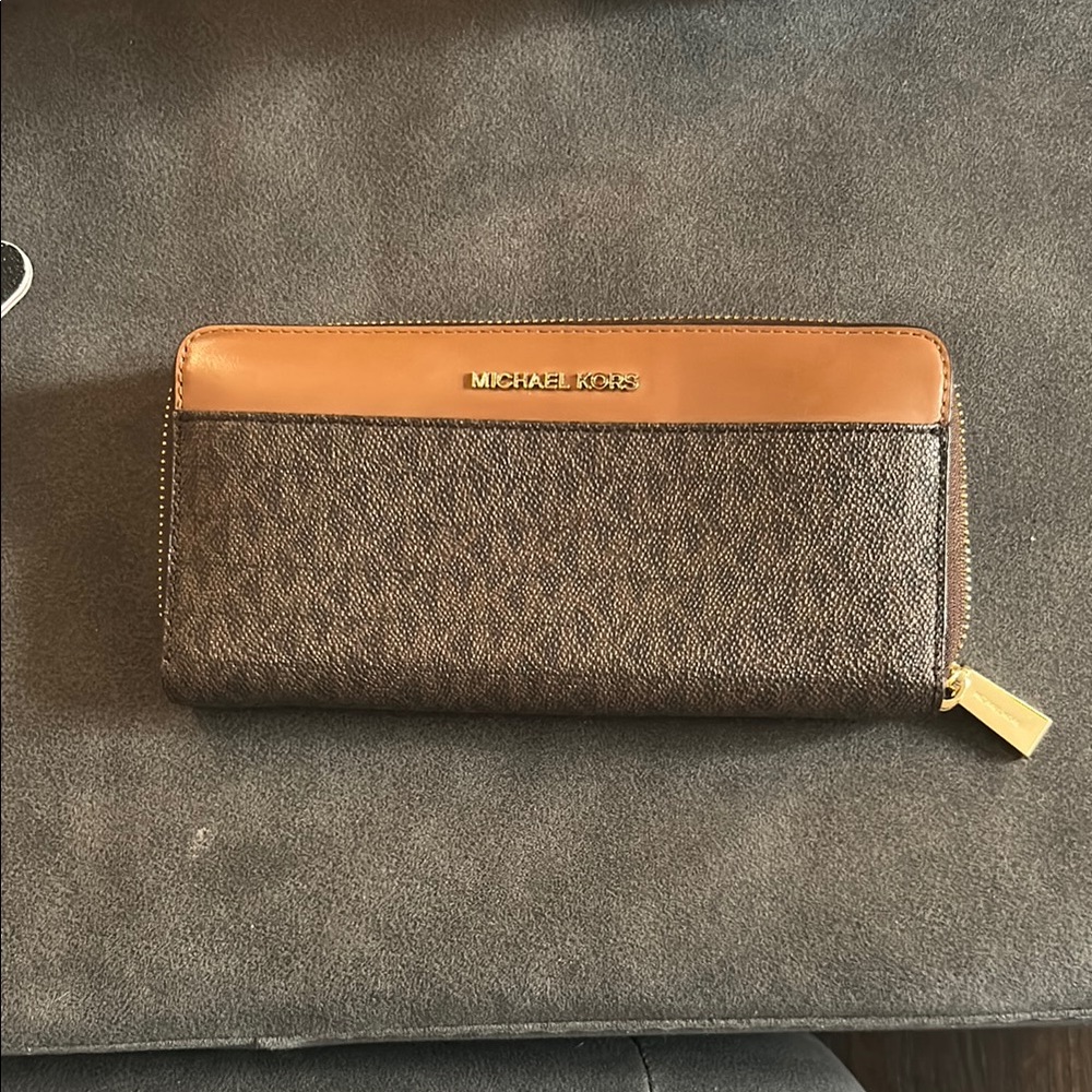 MICHAEL Michael Kors Brown and Tan Wallet